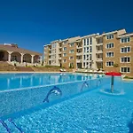Apartments Atia 체르노모레츠