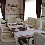 아파트호텔 Apartments Atia 3*