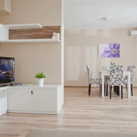 Apartments Atia Černomorec
