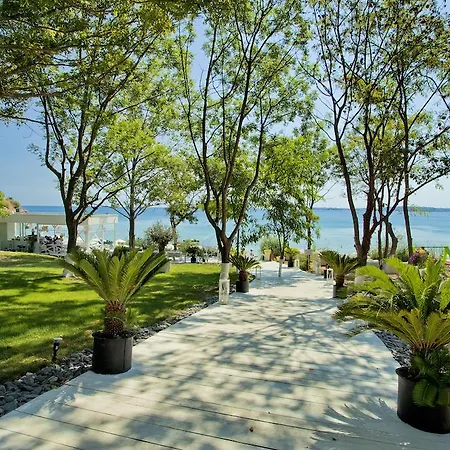 Apartments Atia