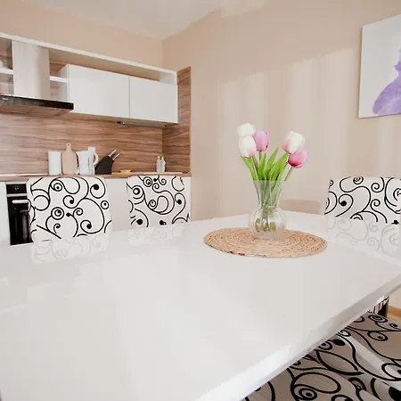 Apartments Atia Černomorec