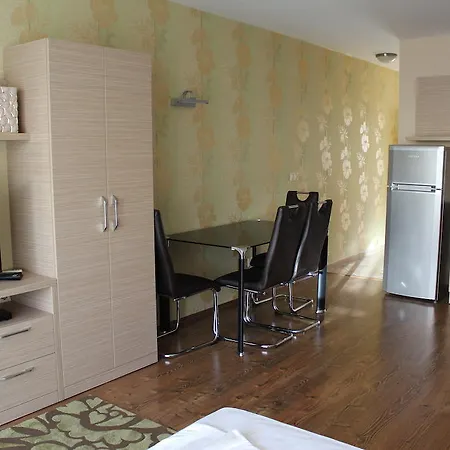 Aparthotel Apartments Atia 3*
