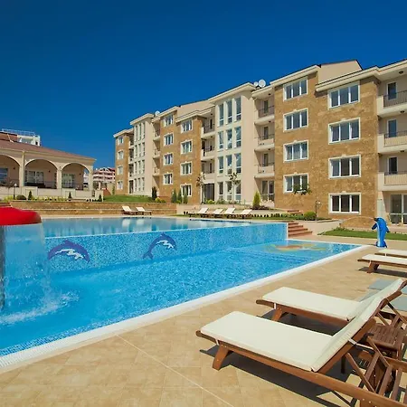 Ξενοδοχείο με διαμερίσματα Apartments Atia 3*