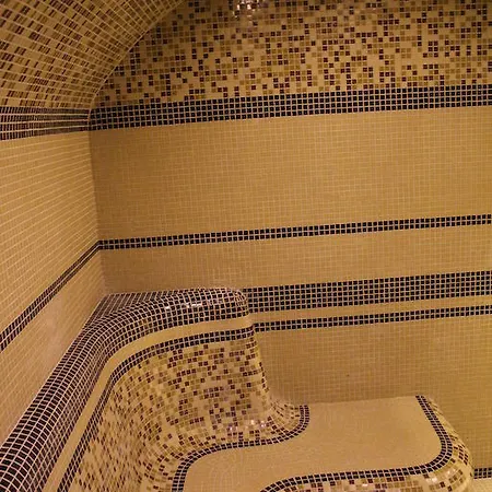 Ξενοδοχείο με διαμερίσματα Apartments Atia 3*