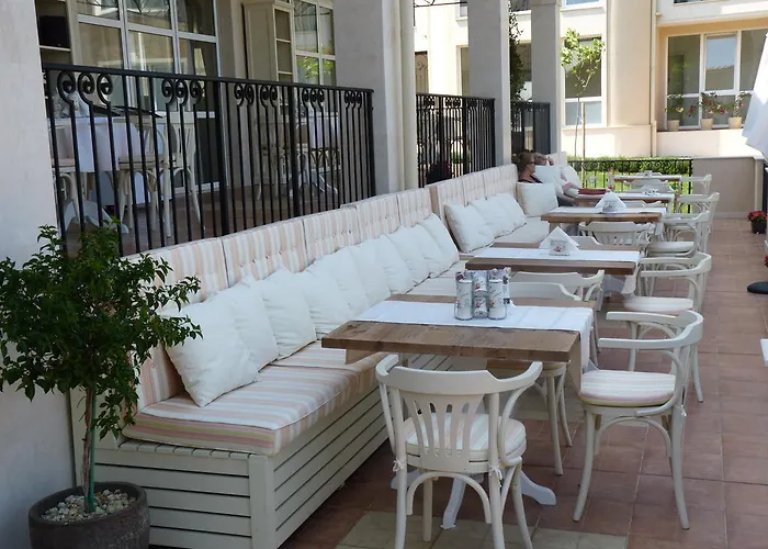 Lejlighedshotel Apartments Atia Chernomorets