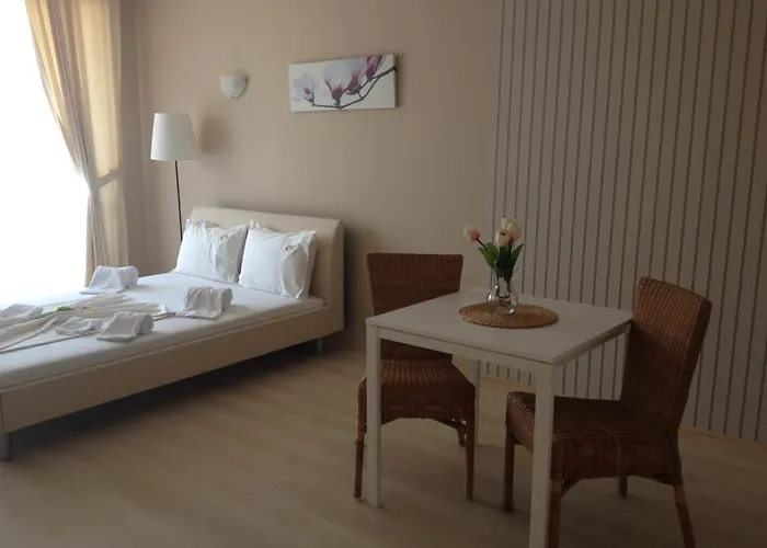 Lejlighedshotel Apartments Atia 3*